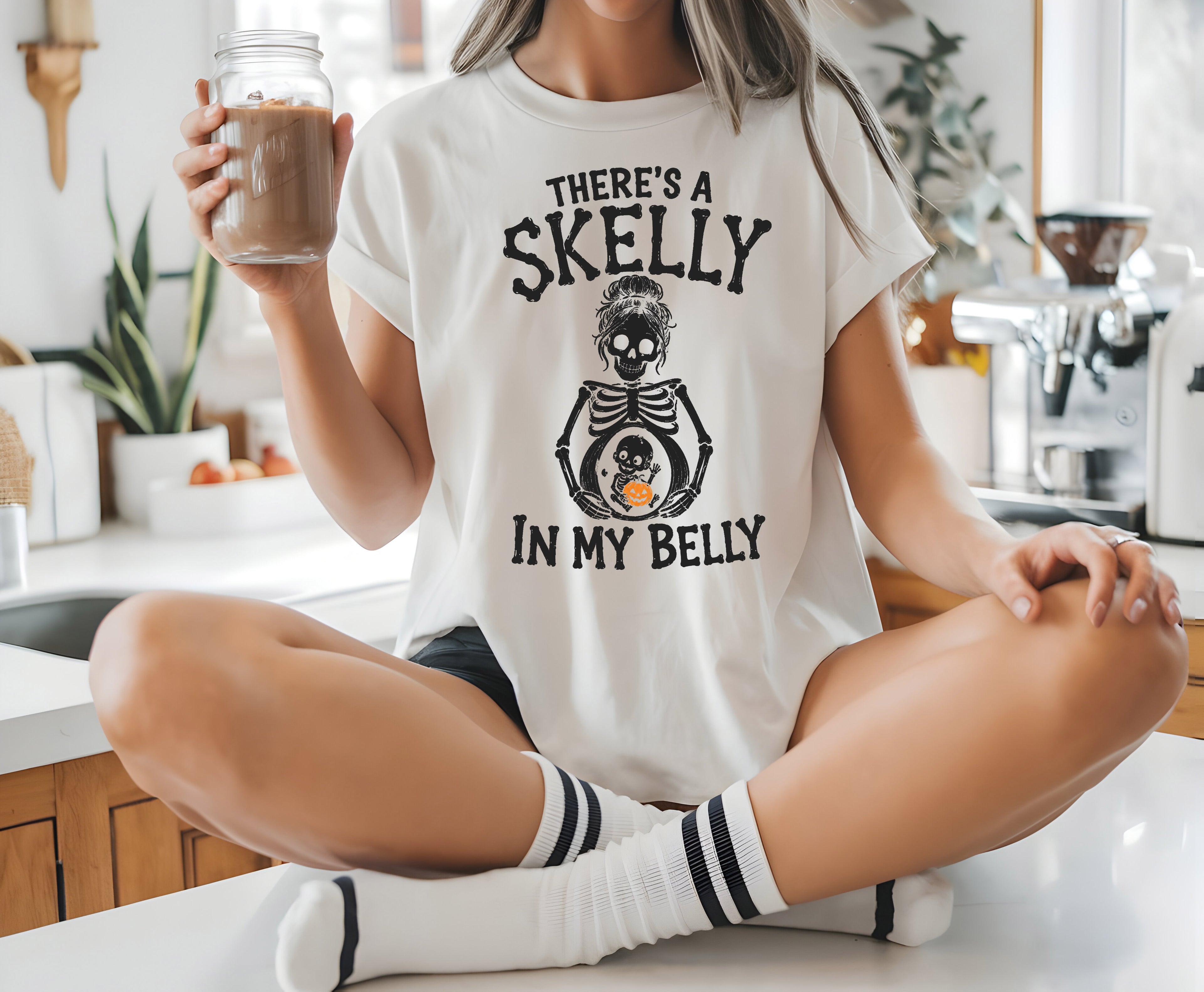 There's A Skelly In My Belly Shirt | Halloween Maternity