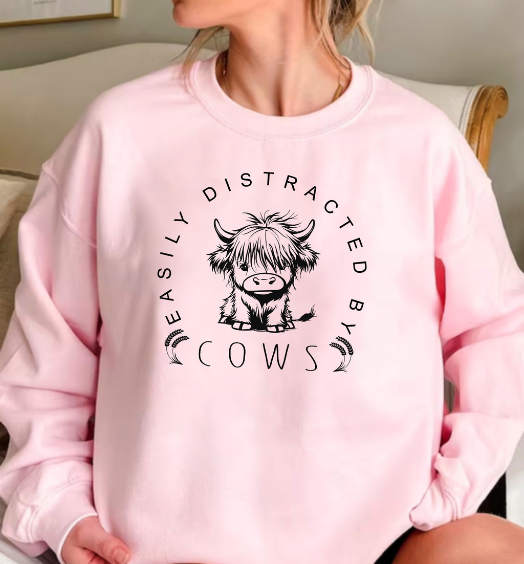 Easily Distracted By Cows T-Shirt – Funny Cow Lover Gift
